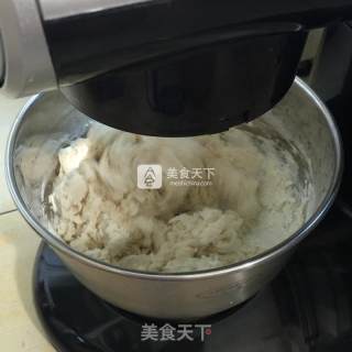 雪莲花馒头的做法步骤：2