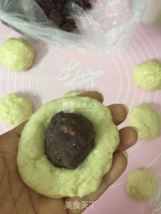 中种红豆沙餐包的做法步骤：9