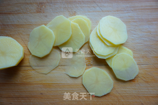 孜然烤薯片的做法步骤：2
