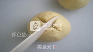 紫薯馅笑口常开面包的做法步骤：6