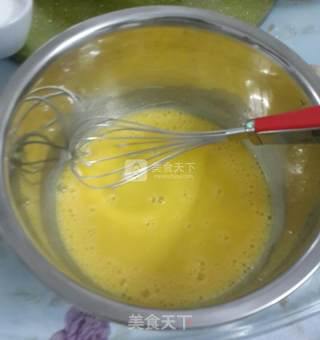 巧克力戚风蛋糕的做法步骤：1