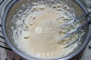 花环焦糖杏仁曲奇的做法步骤：6