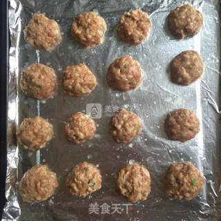 脆皮丸子的做法步骤：4