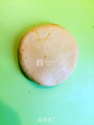 【豆沙夹心南瓜饼】的做法步骤：6