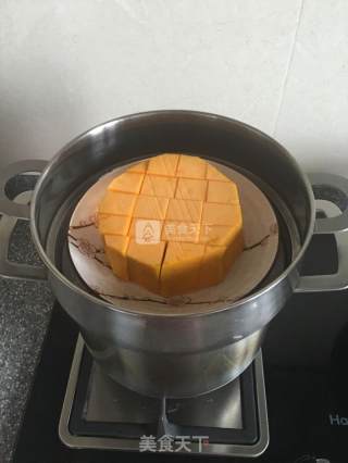 南瓜粥的做法步骤：2