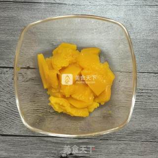 南瓜戚风蛋糕的做法步骤：1