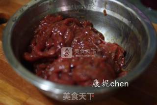 土豆牛肉披萨的做法步骤：4