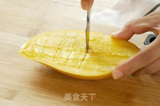 夏日芒果奶昔——九阳知食的做法步骤：1