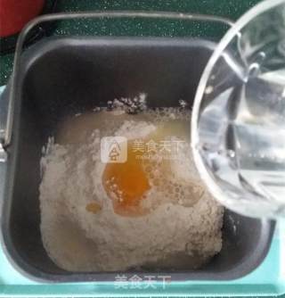 鸡蛋油条的做法步骤：3