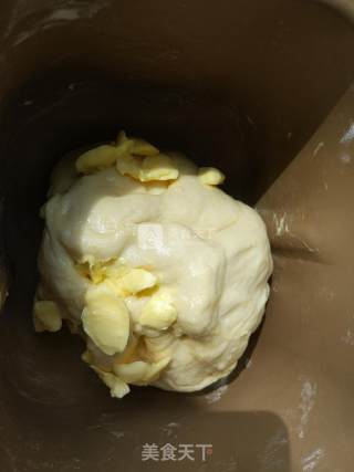 菠菜三文鱼奶酪包的做法步骤：2