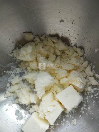 菠菜三文鱼奶酪包的做法步骤：5