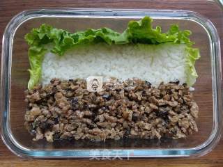小兔子牛肉蔬菜便当的做法步骤：5