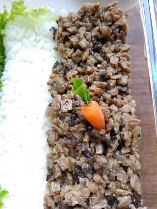 小兔子牛肉蔬菜便当的做法步骤：9