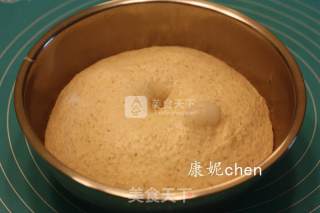 玉米金枪鱼全麦包的做法步骤：3