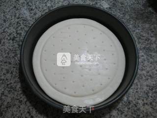 尖椒培根披萨的做法步骤：3