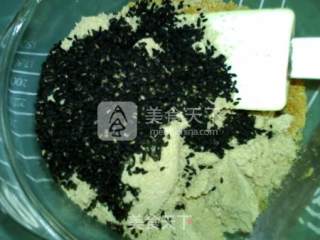 黑白芝麻酥的做法步骤：6