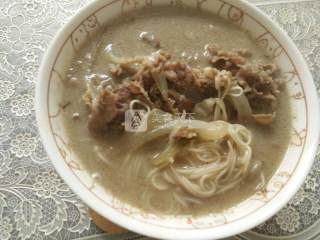 孜然羊肉汤面的做法步骤：6