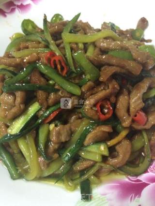 蚝油炒牛肉的做法步骤：11