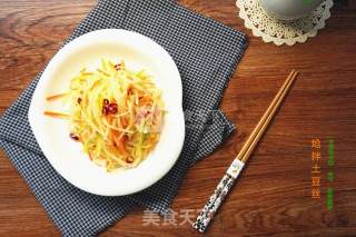 【炝拌土豆丝】的做法步骤：10