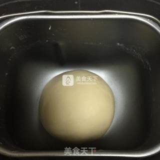 毛毛虫面包的做法步骤：1