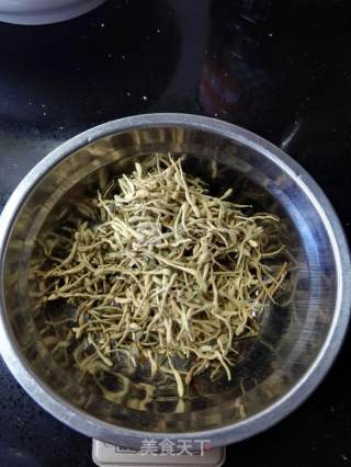 自制“王老吉”凉茶的做法步骤：3