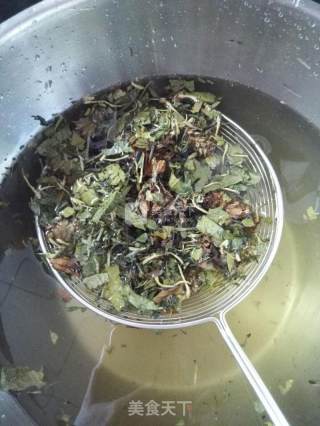 自制“王老吉”凉茶的做法步骤：8