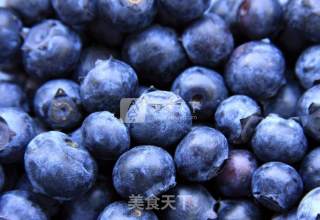 蓝莓巧克力的做法步骤：1