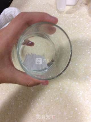 健康苏打水的做法步骤：2