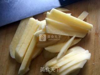 西红柿土豆疙瘩汤的做法步骤：2