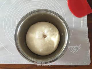 胡萝卜造型小餐包的做法步骤：4