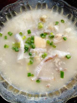 泥虫海鲜粥的做法步骤：8