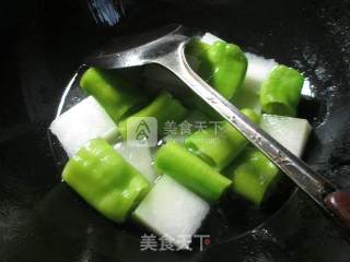 尖椒烧冬瓜的做法步骤：4