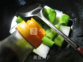 尖椒烧冬瓜的做法步骤：5