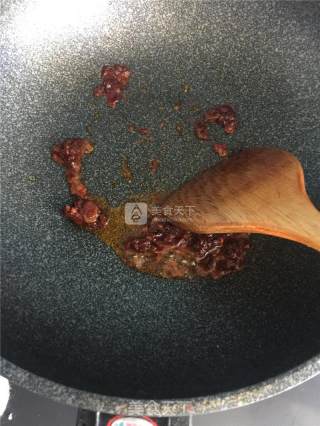 辣炒蚬子的做法步骤：2