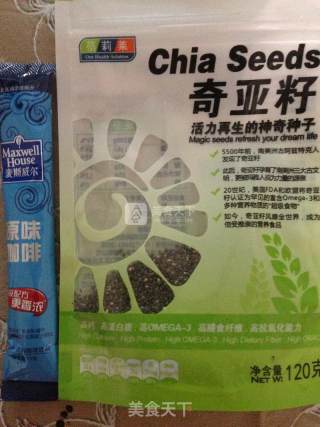 奇亚籽冰咖啡的做法步骤：1