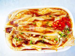 广东肠粉的做法步骤：12