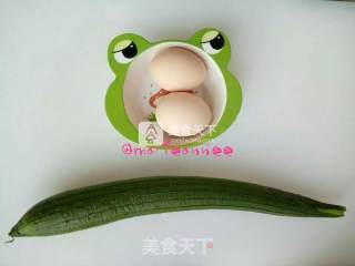 丝瓜炒鸡蛋的做法步骤：1