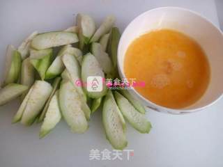 丝瓜炒鸡蛋的做法步骤：2