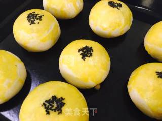 麻薯豆沙蛋黄酥的做法步骤：39