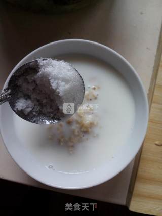 香蕉牛奶燕麦粥的做法步骤：4