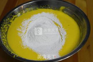 糯米粉纸杯蛋糕的做法步骤：2
