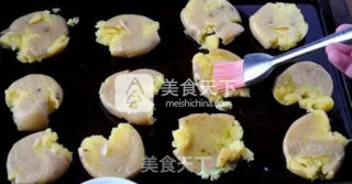【桃李厨艺】土豆最洋气的吃法——西式风味土豆饼，看完你还忍得住吗？的做法步骤：3