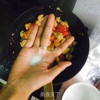 西红柿炒菜花的做法步骤：7
