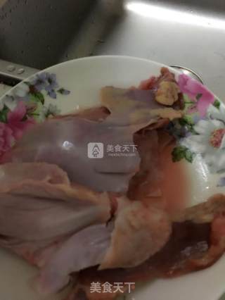 青红椒鸡肉冰的做法步骤：1