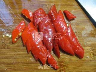 泡椒炒鸡块的做法步骤：2