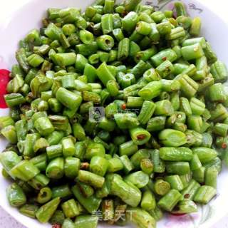 榄菜肉末四季豆的做法步骤：2