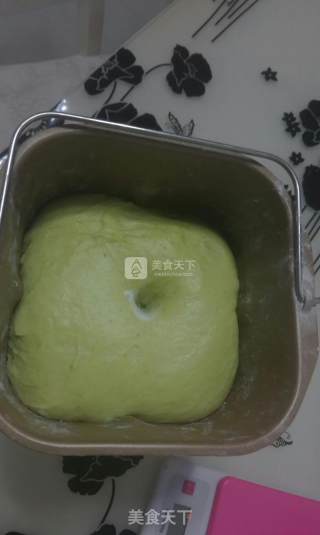 菠菜汁餐包的做法步骤：4