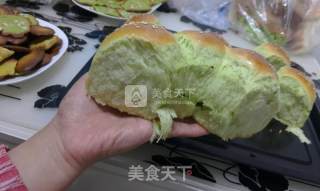 菠菜汁餐包的做法步骤：11