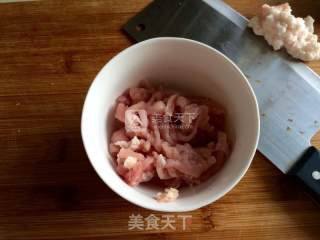 青椒榨菜炒肉丝的做法步骤：3
