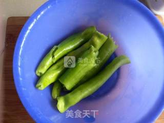 青椒榨菜炒肉丝的做法步骤：5